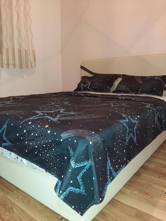 Apartman,,Kul"Life Lukavica Buitenkant foto